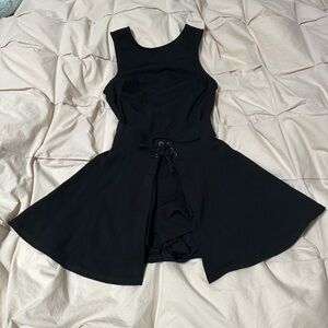 Chic Black Sleeveless Dress